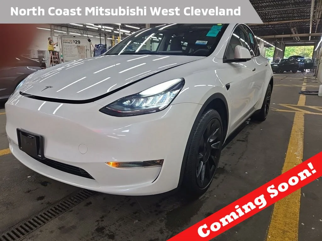 2023 Tesla Model Y Long Range Dual Motor All-Wheel Drive's photo
