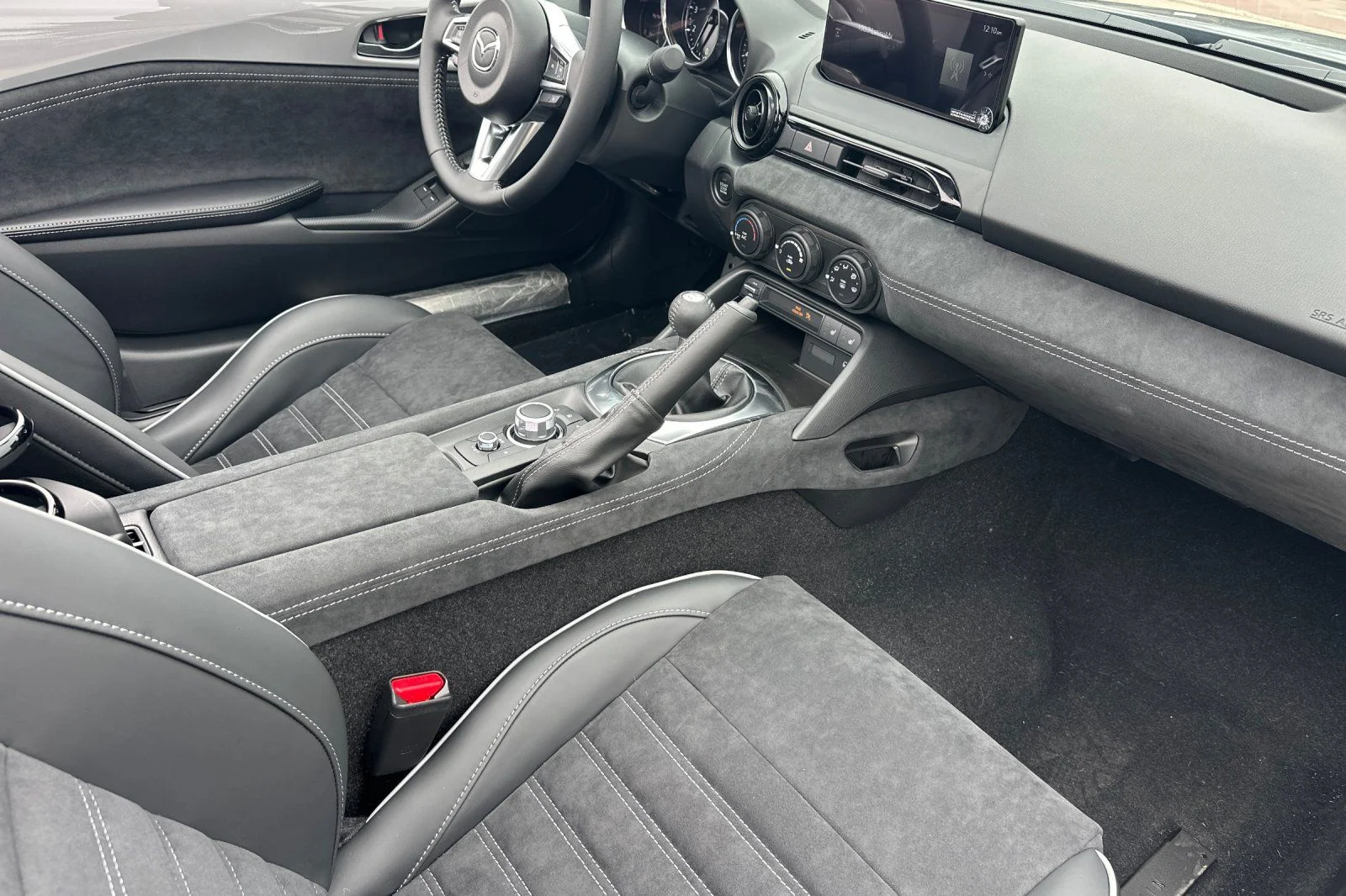 New 2026 Aero Gray Metallic Mazda Club image 16