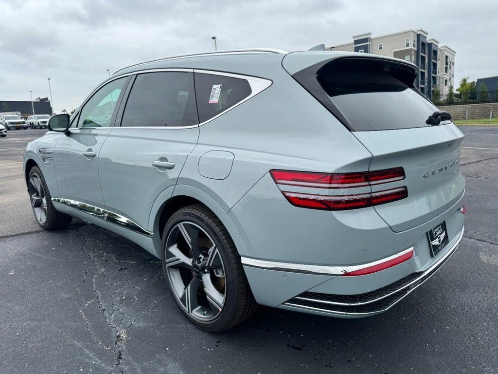 New 2027 Bering Blue Genesis 3.5T Prestige image 5