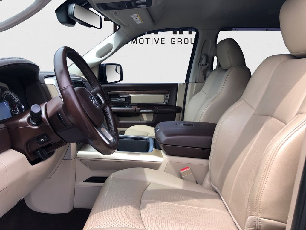 Used 2018 Black Ram Laramie image 26