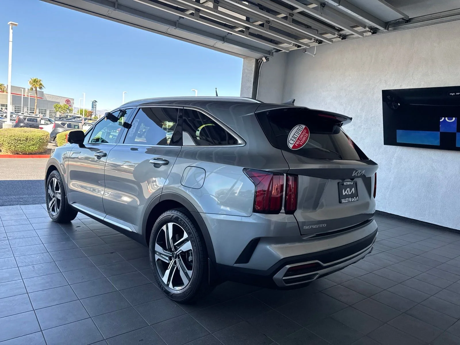 Used 2023 Steel Gray Kia SX Prestige image 10