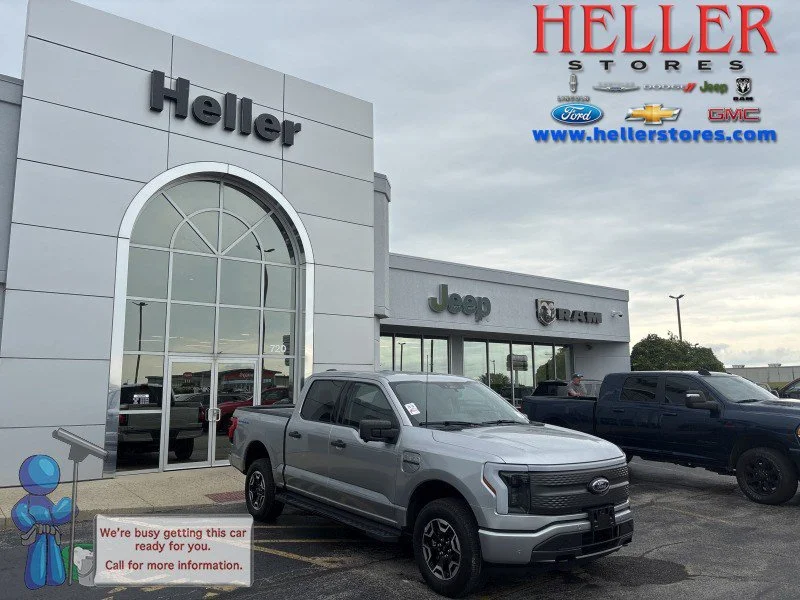 Used 2022 Silver Metallic Ford XLT image 1