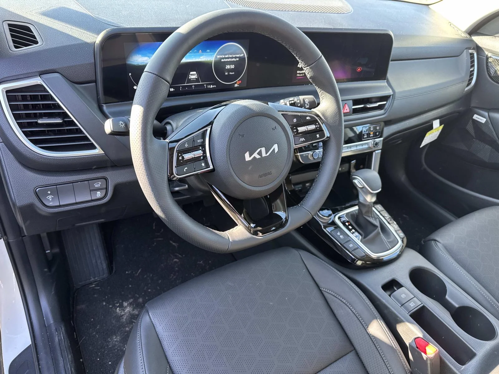 2025 Kia Seltos SX - Photo 9