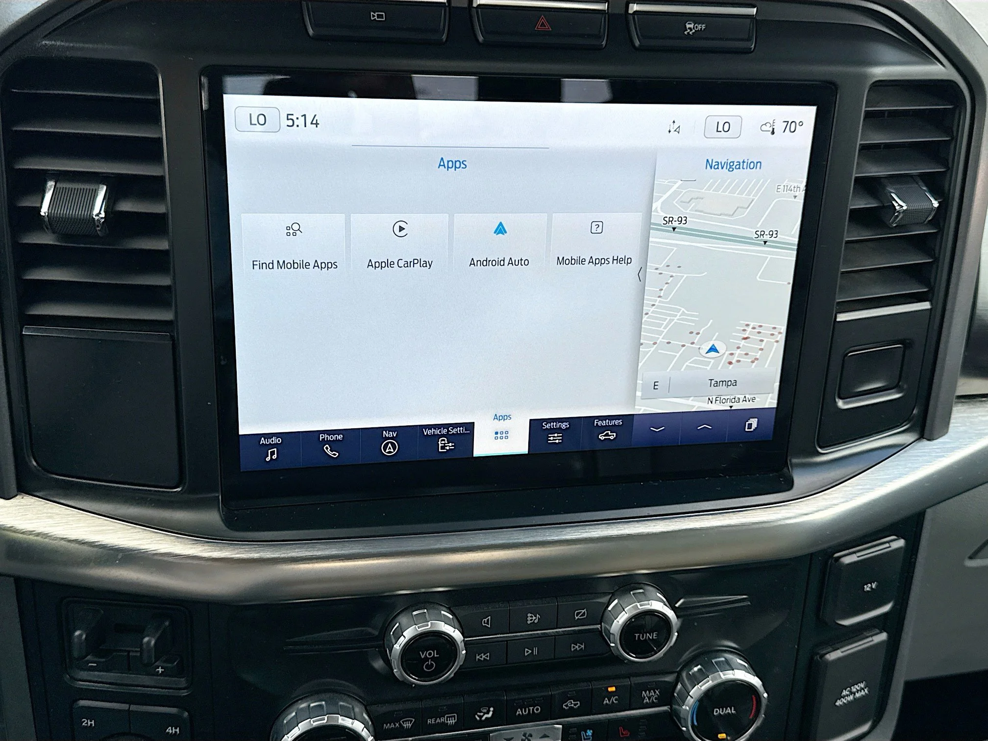 Used 2023 Oxford White Ford LARIAT image 27