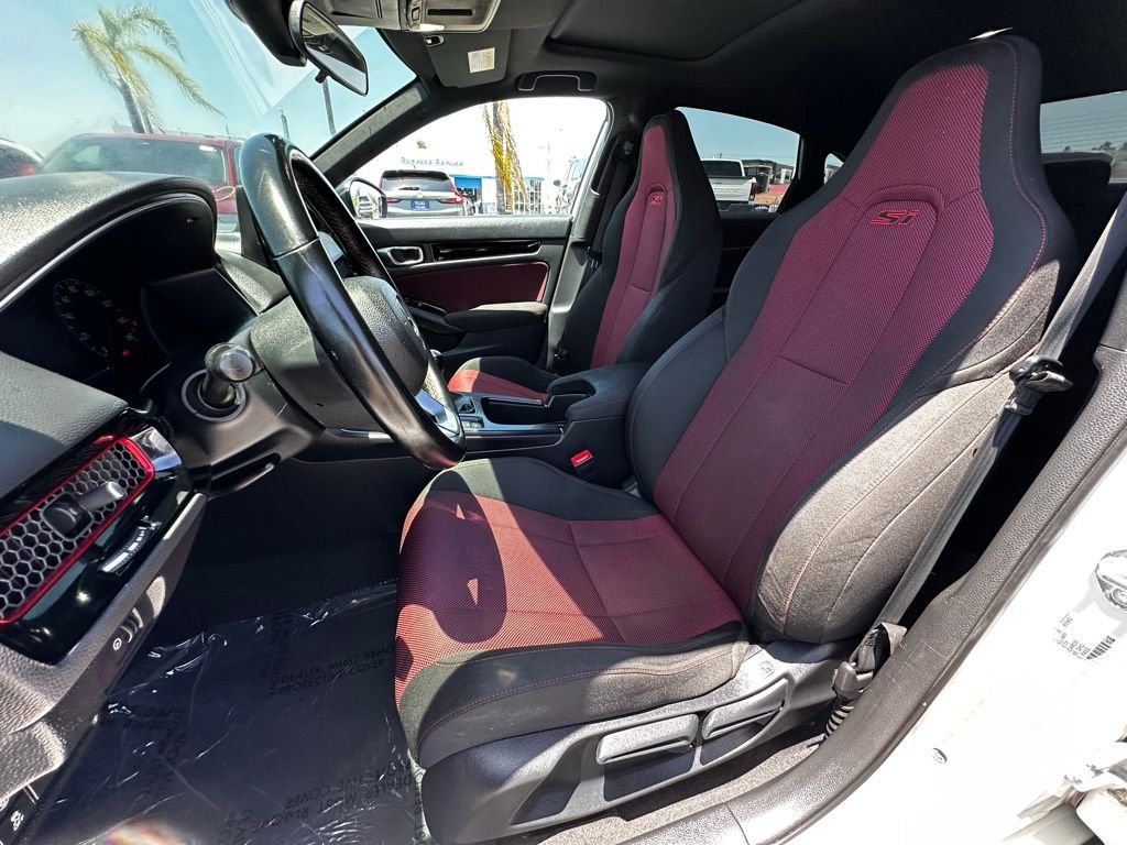 Used 2024  Honda Base image 10