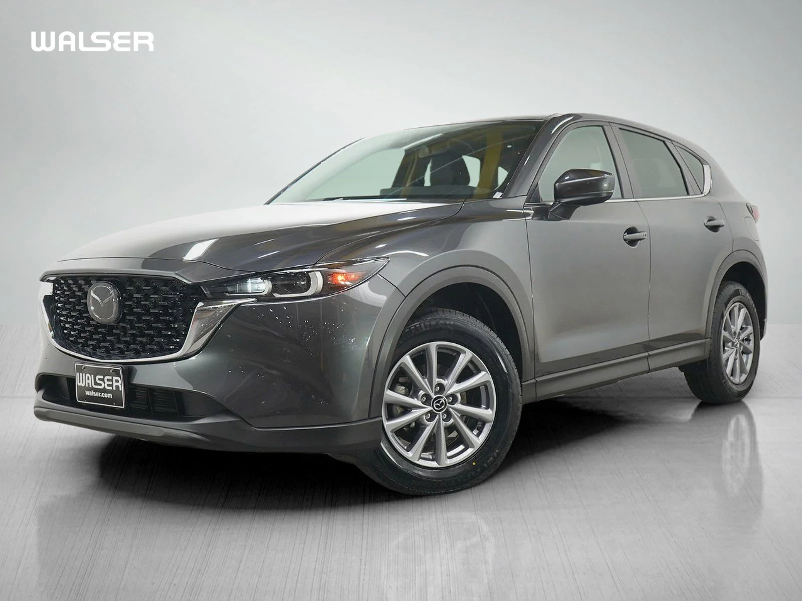 2022 Mazda CX-5 S Preferred package Auto AWD's photo