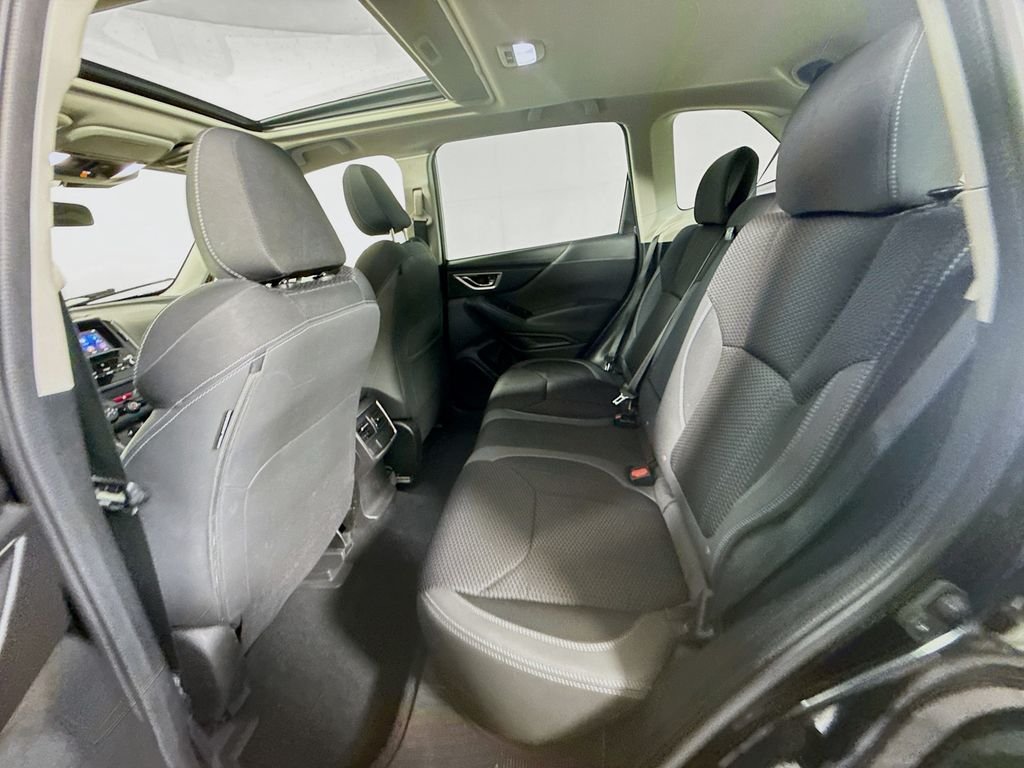 Used 2022 Crystal Black Silica Subaru Premium image 24