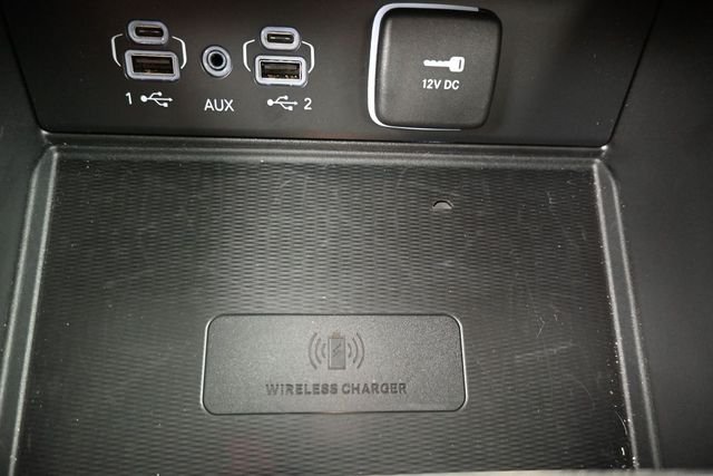 Used 2025 White Jeep Altitude X image 39