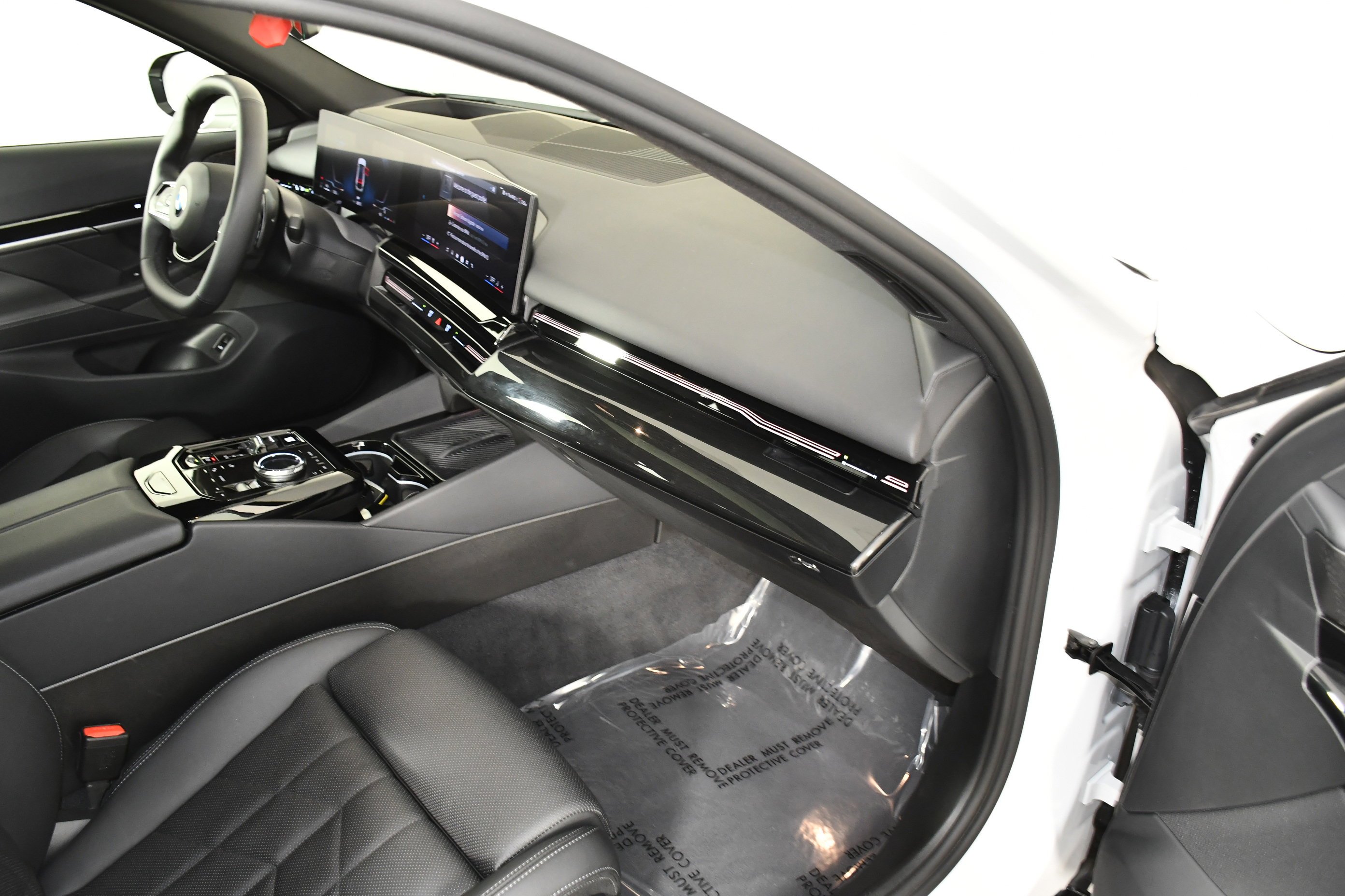 2025 BMW 5 Series 530i - Photo 41