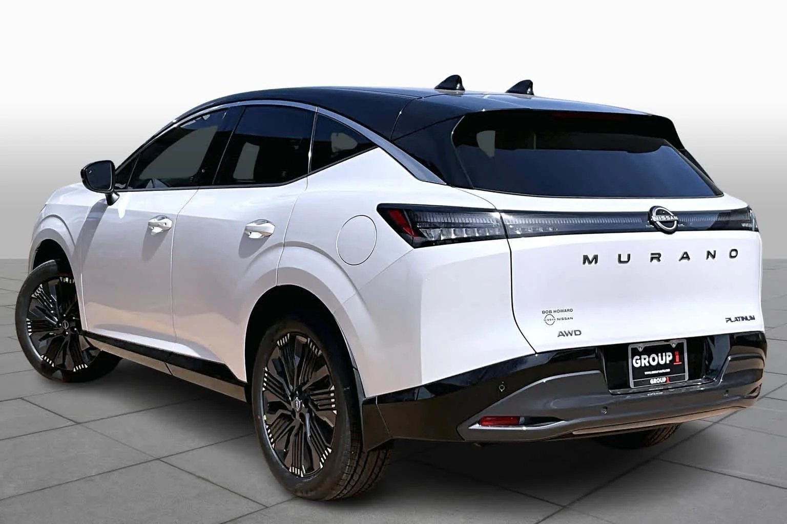 New 2026 Everest White Pearl TriCoat / Super Black Two-tone Nissan Platinum image 11