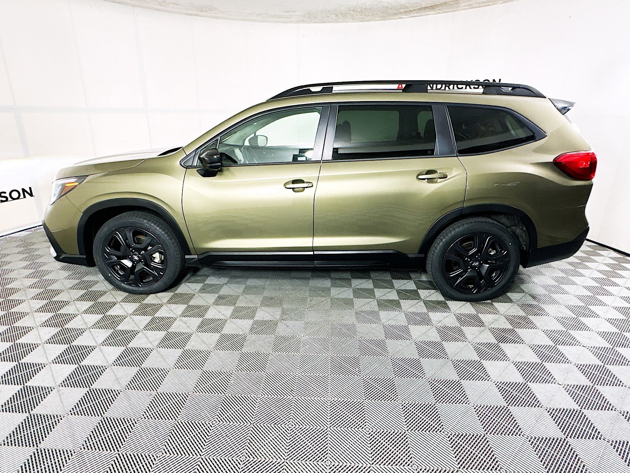 2024 Subaru Ascent thumbnail 8