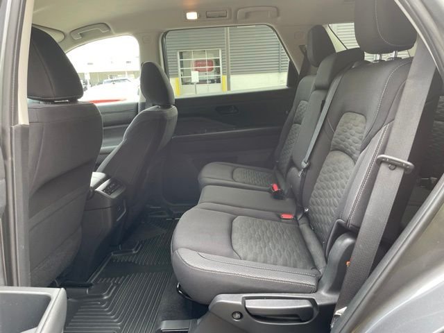 Used 2023 Gun Metallic Nissan SV image 20