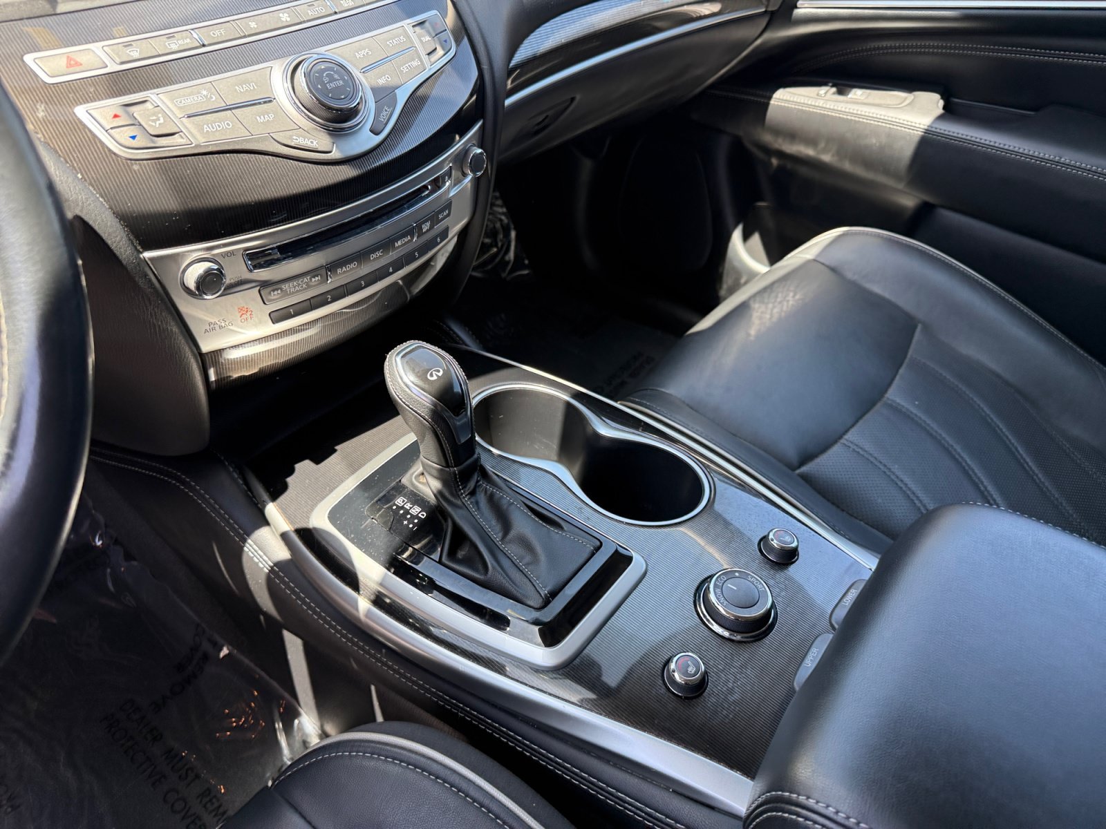 Used 2018 Gun Metallic INFINITI Base image 13