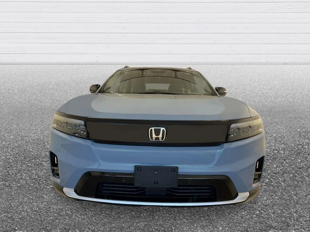 New 2026 Sonic Gray Pearl Honda Touring image 10
