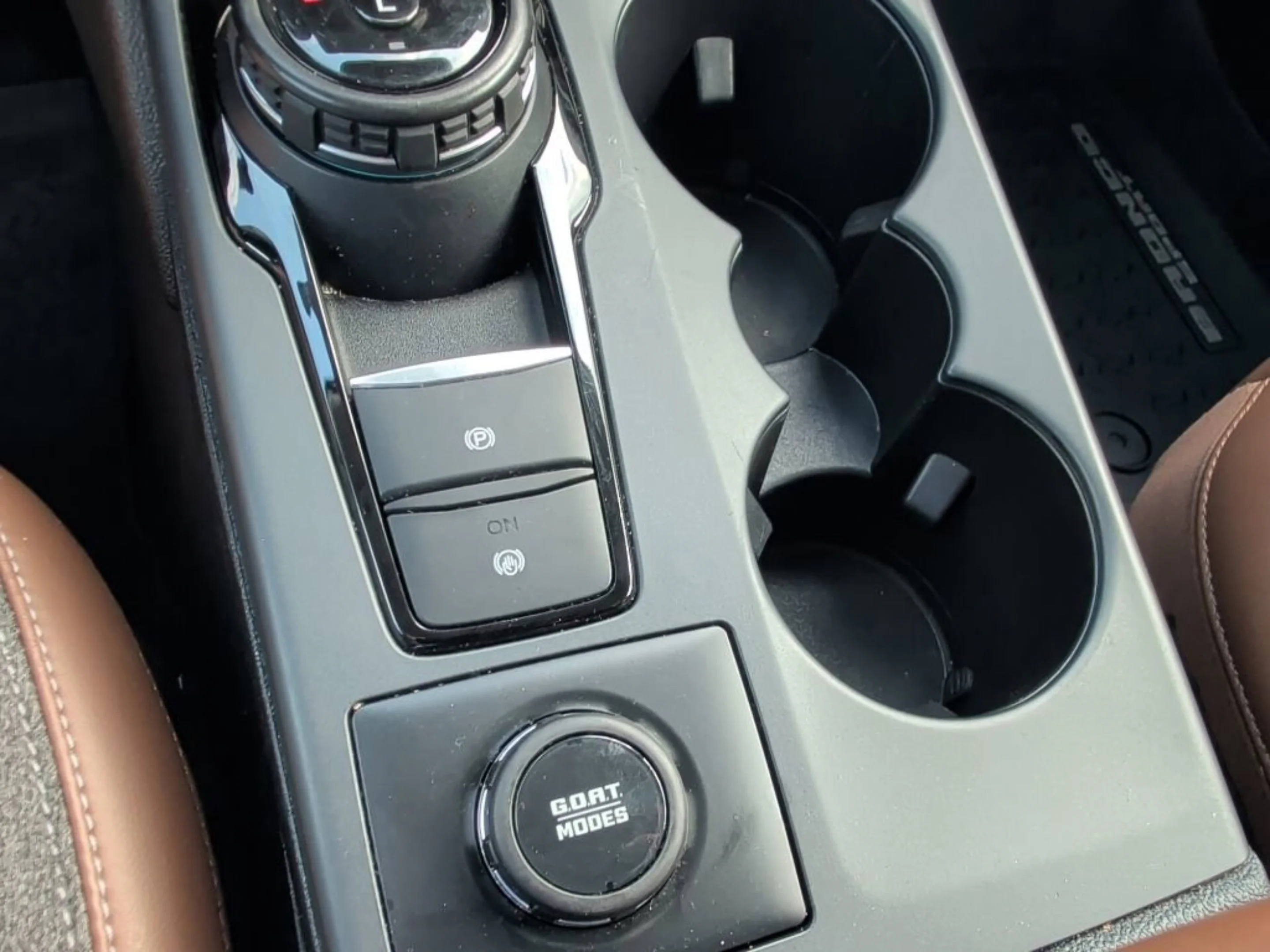 Used 2022 Orange Metallic Ford Outer Banks image 23