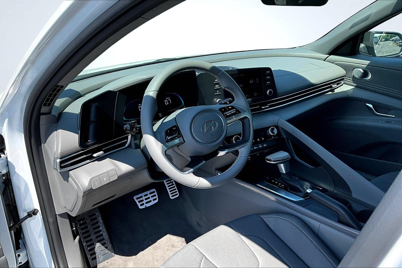 New 2026 White Hyundai SEL Sport image 7