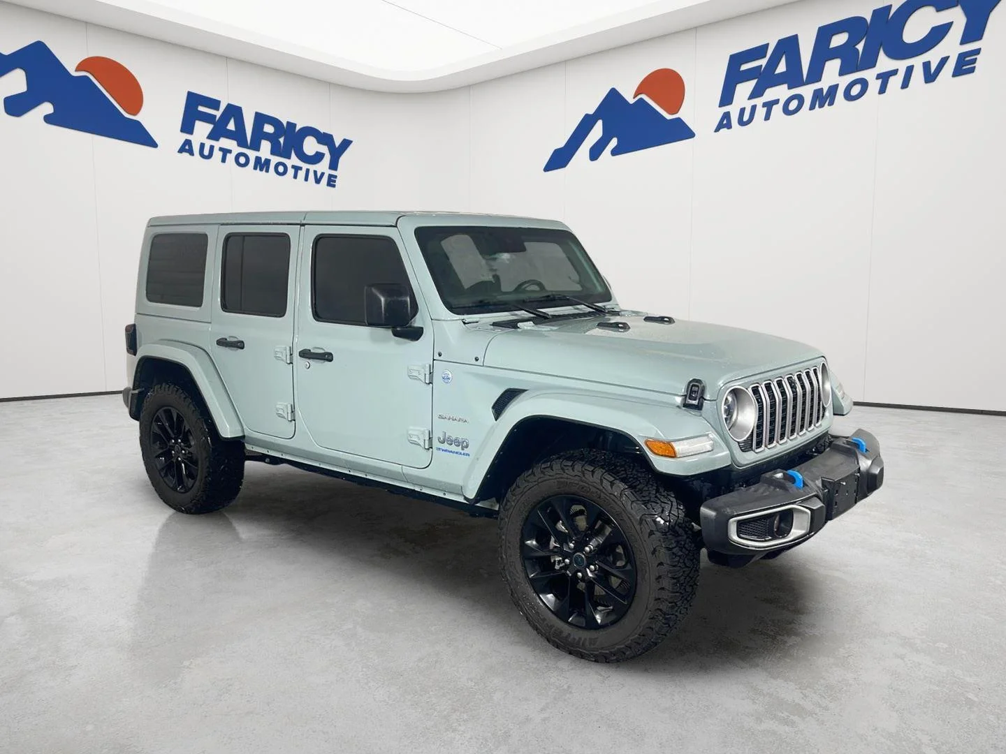 Used 2024 Earl Clearcoat Jeep Sahara image 5