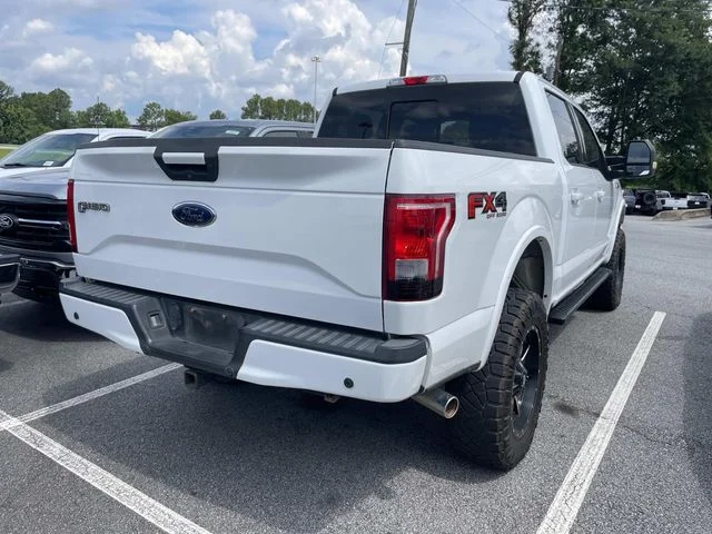 Used 2017 White Ford XLT image 9