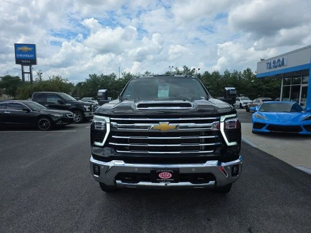 Used 2025 Black Chevrolet LTZ image 8