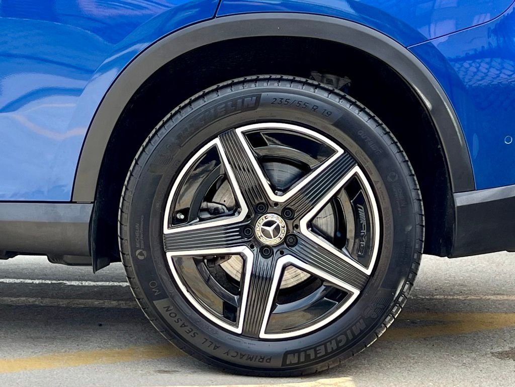 Certified Used 2026  Mercedes-Benz GLC 300 image 13