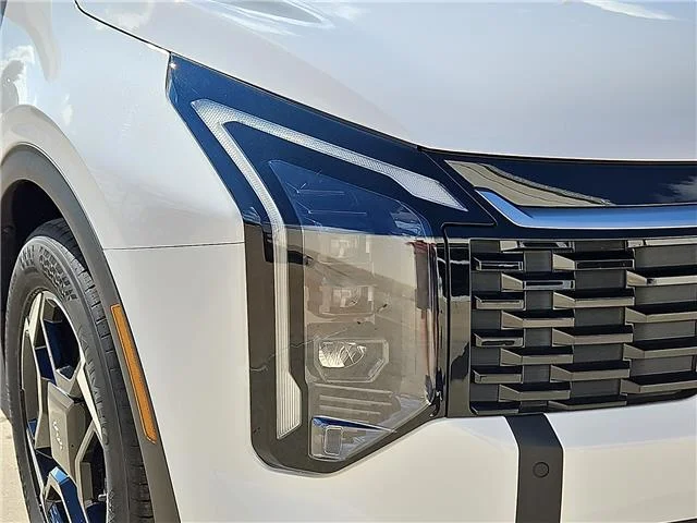 New 2027 Glacial White KIA EX Front-Wheel Drive image 6