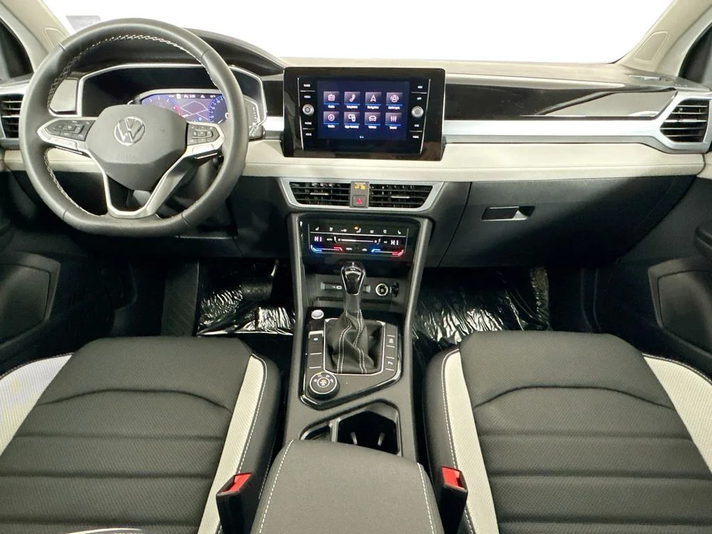 2026 Volkswagen Taos SEL - Photo 15