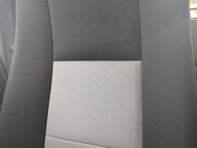 Used 2009 White Ford  image 23