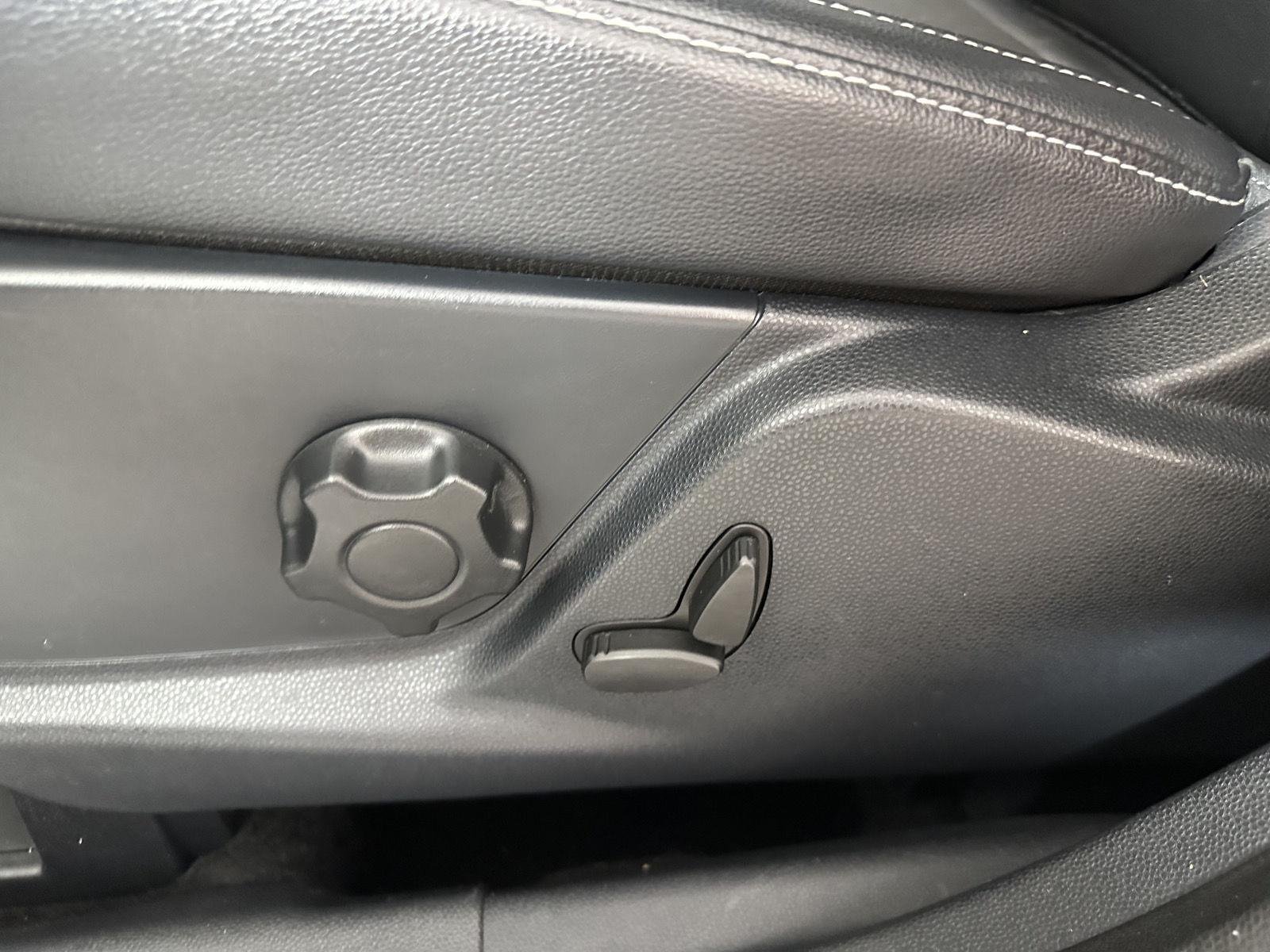 Used 2020 Smoke Ford SES image 16