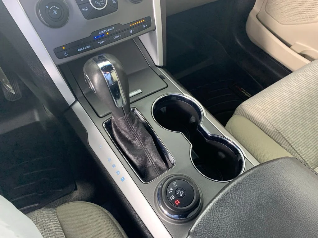 Used 2015 Gray Ford XLT image 15