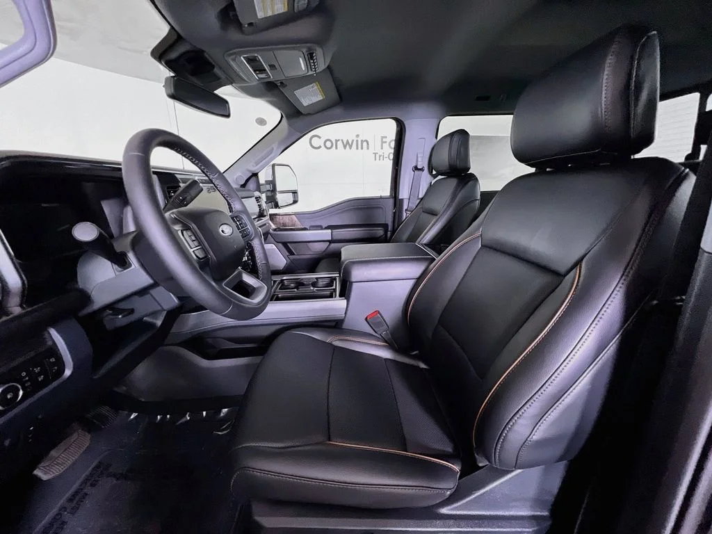 New 2026 Agate Black Metallic Ford Lariat image 25