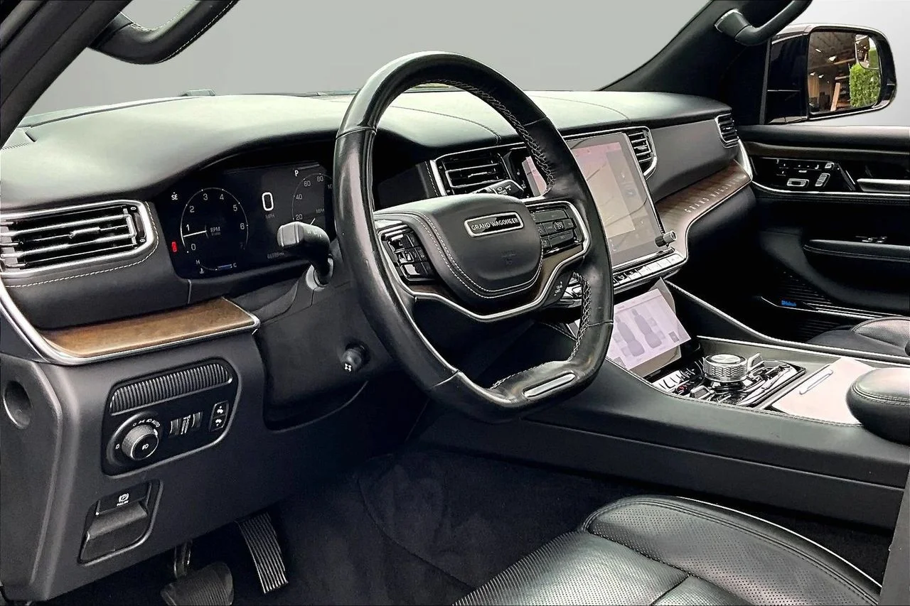 Used 2023 Black Jeep Series II image 19