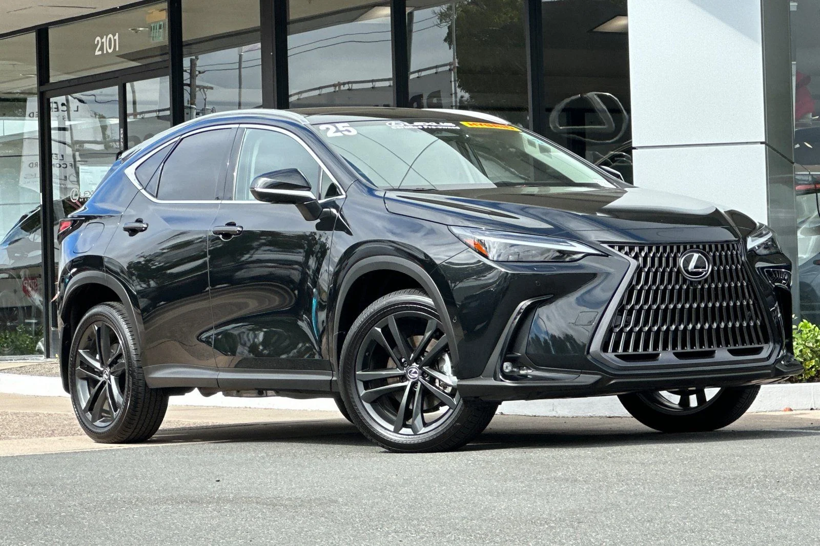 Certified Used 2025 Caviar Lexus 450h+ Luxury image 2