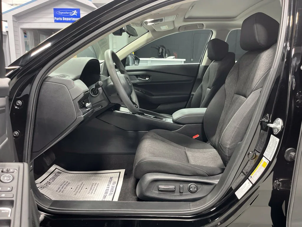 2024 Honda Accord EX - Photo 11