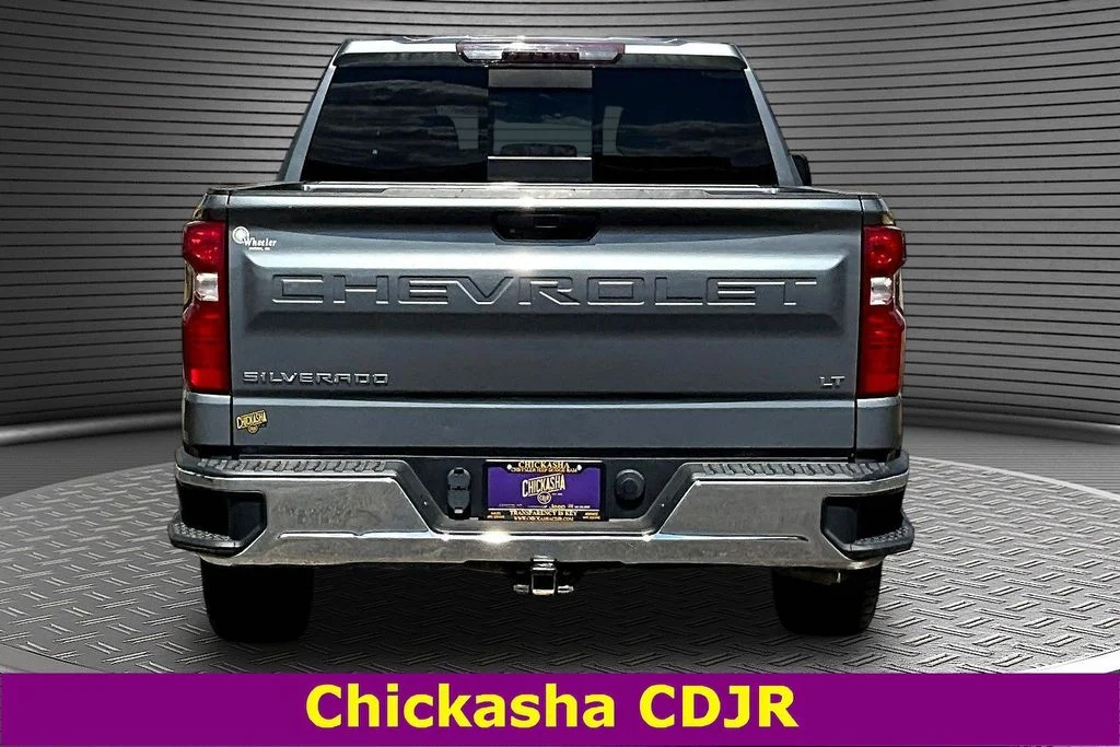 Used 2020 Gray Chevrolet LT image 5