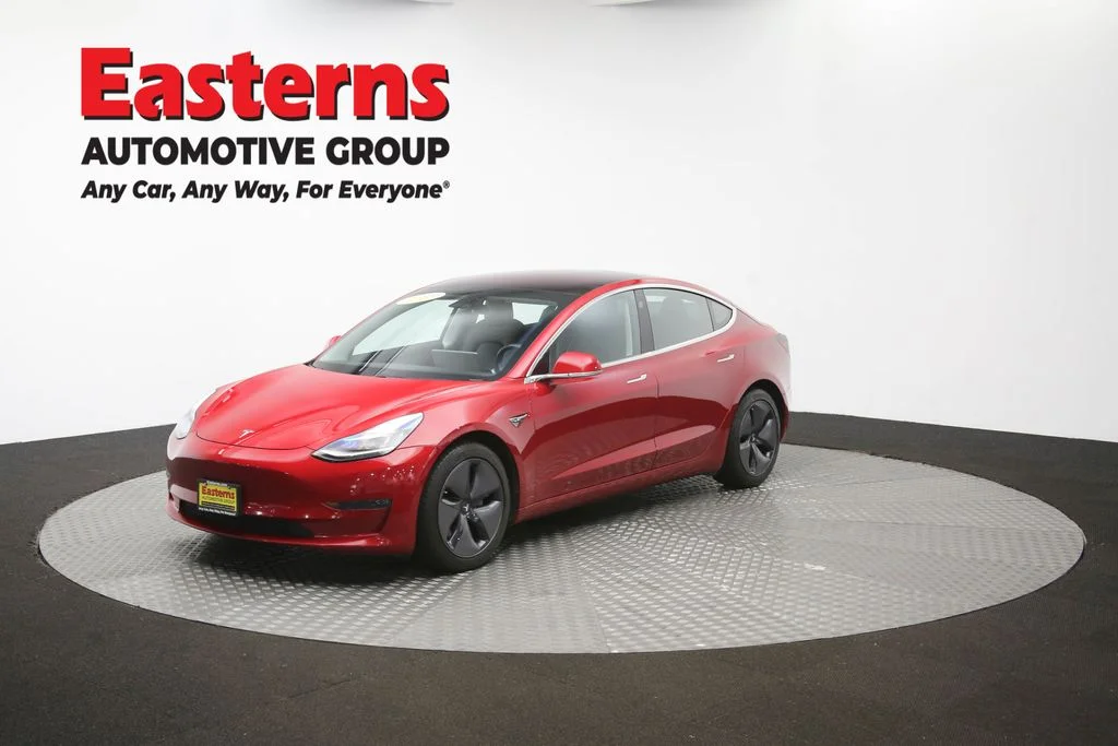 Used 2018 Red Tesla Long Range image 50