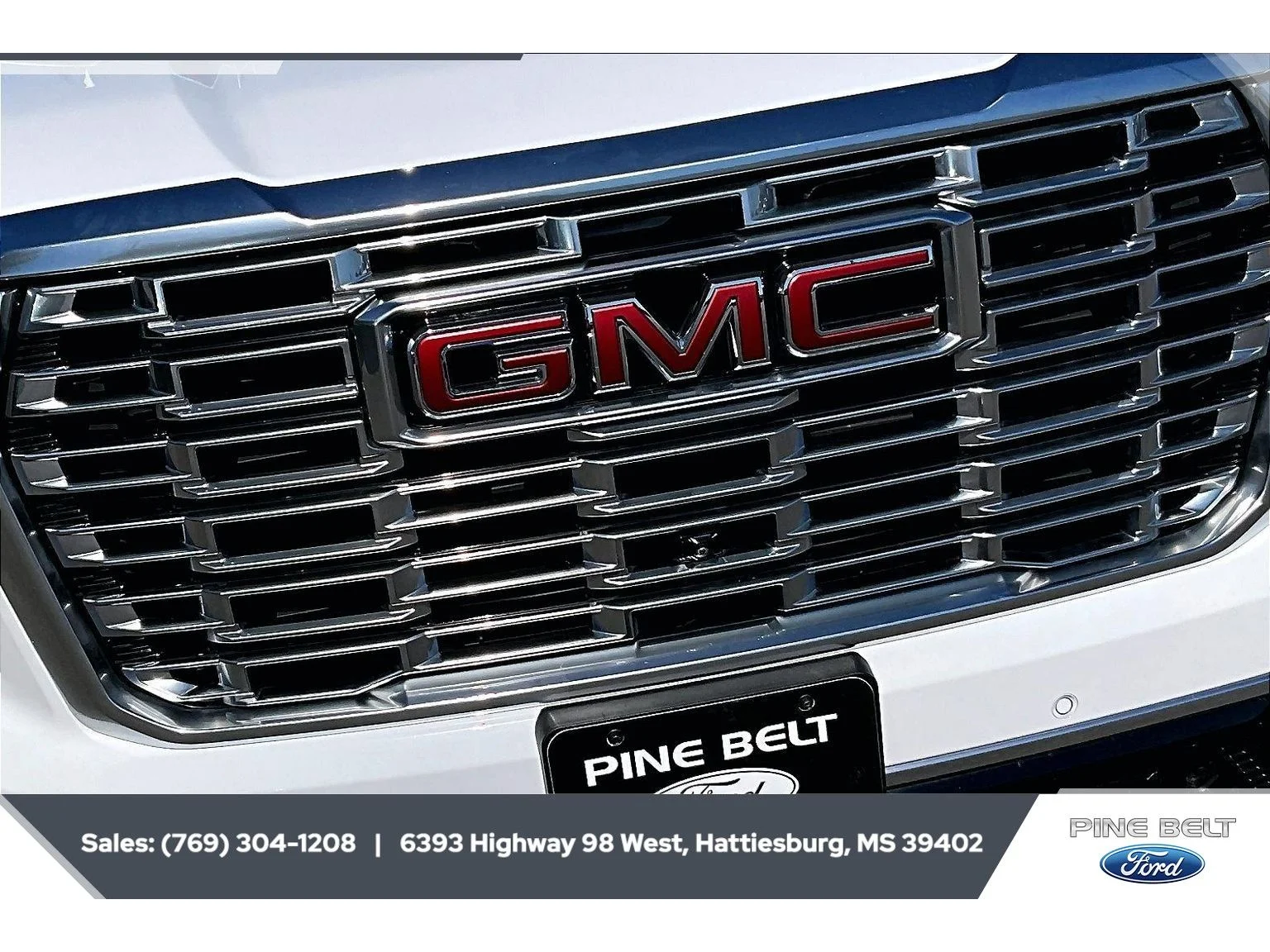 Certified Used 2025 Summit White GMC Denali image 22