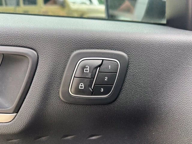Used 2020 White Ford SEL image 14