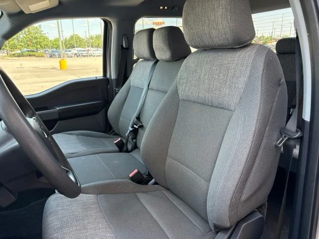 Used 2022  Ford XL image 29