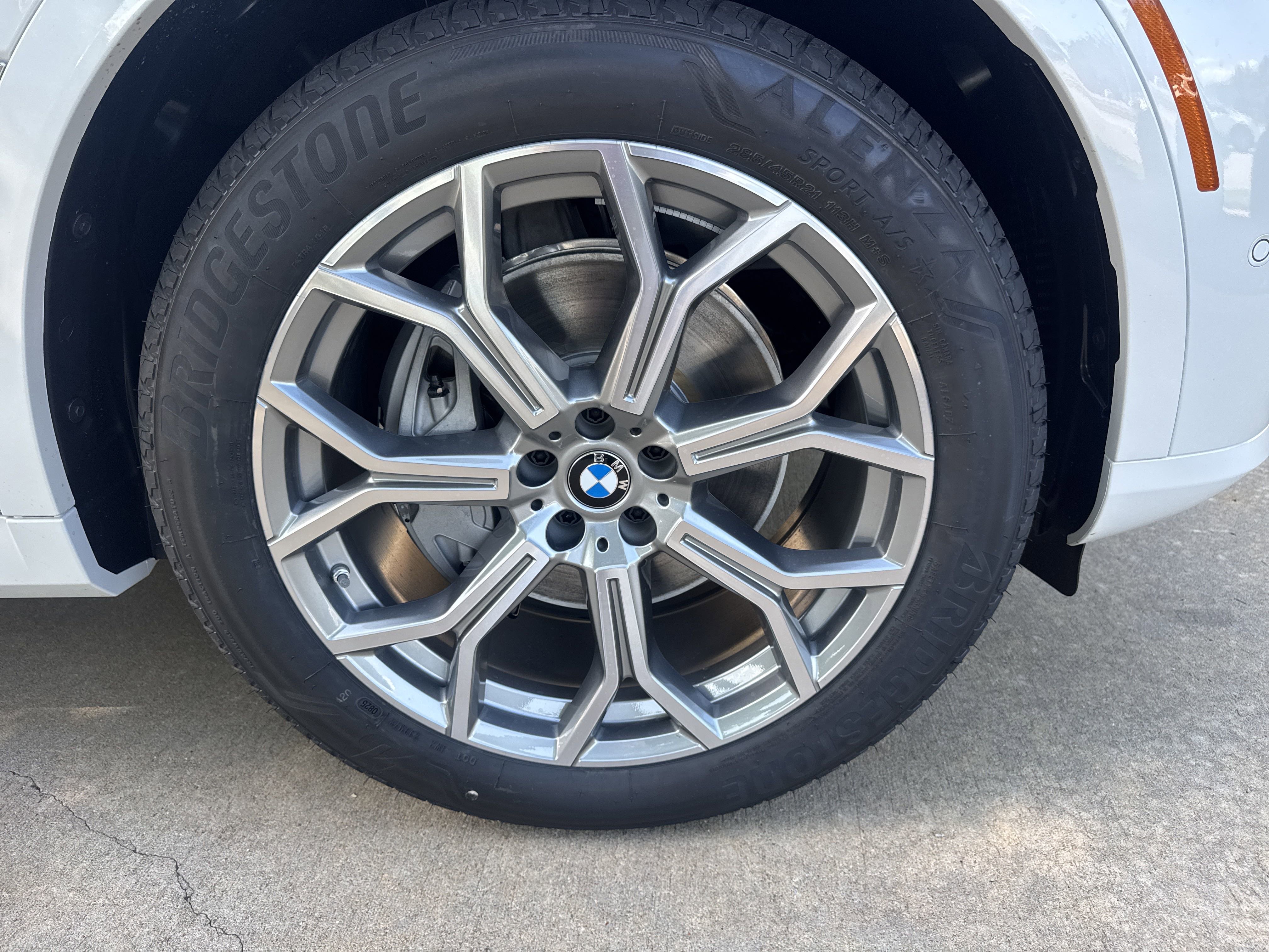 2026 BMW X7 40i - Photo 30