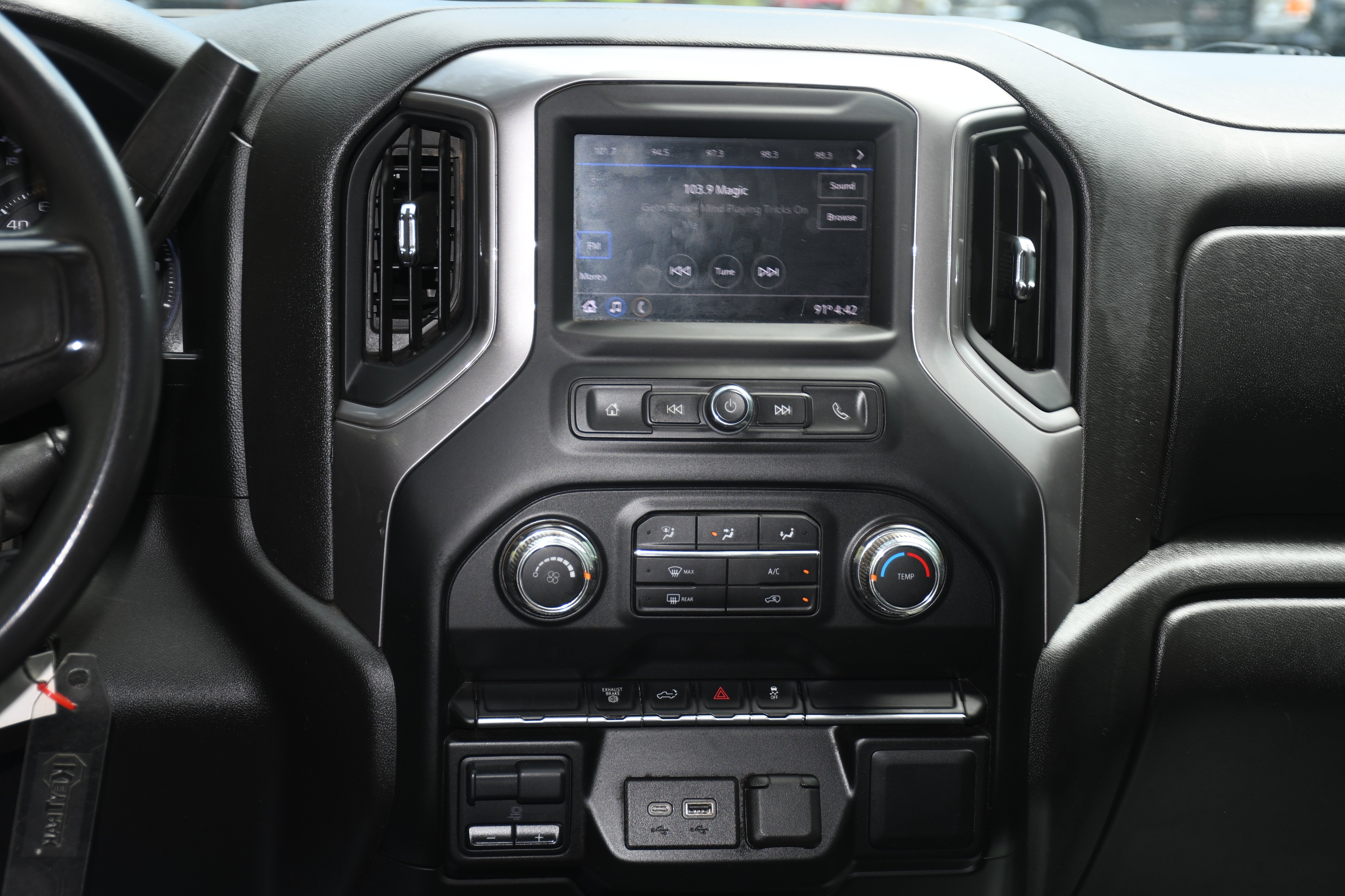 Used 2022 White GMC Pro image 14