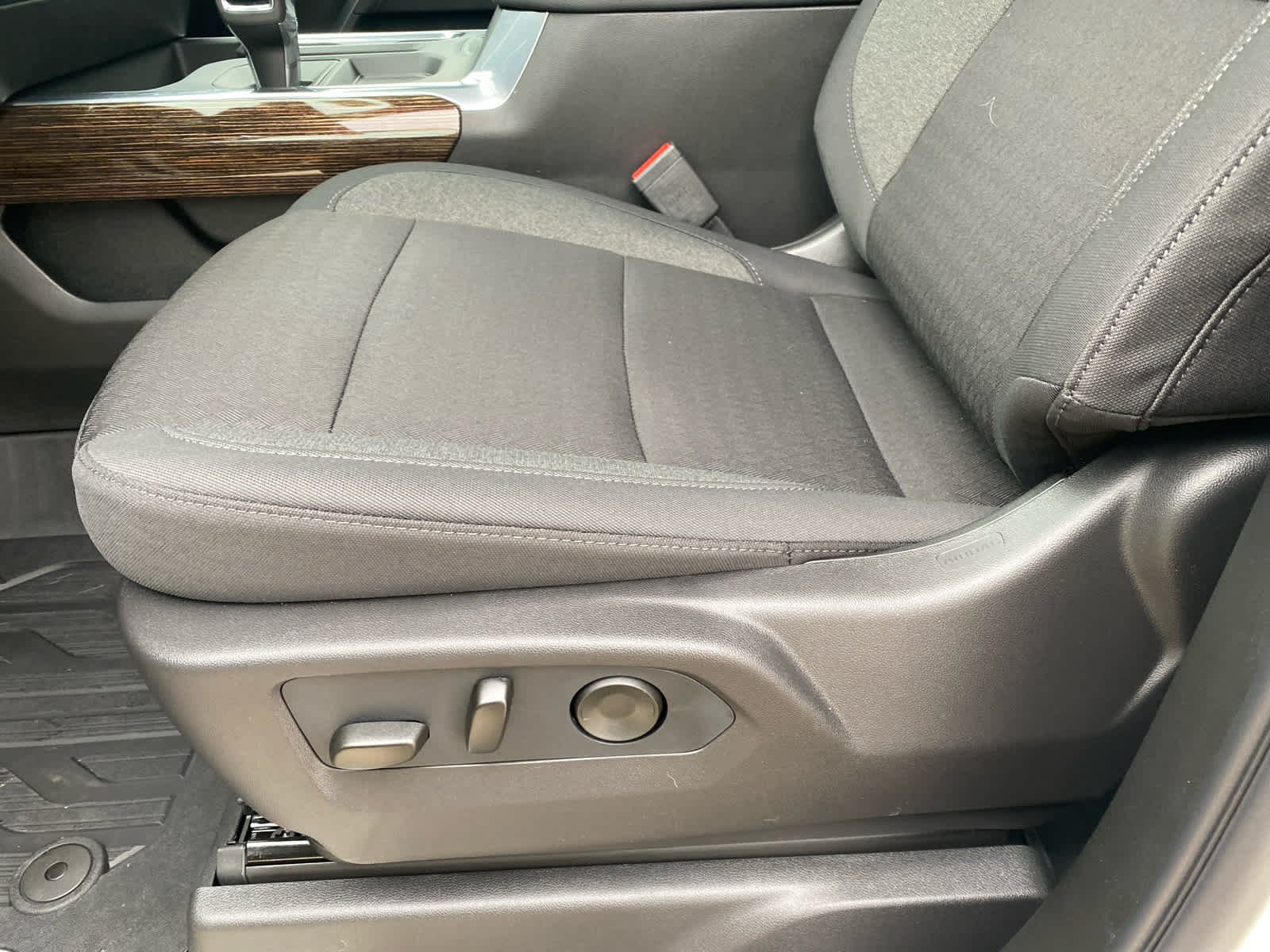 2026 GMC Sierra 1500 Elevation - Photo 12
