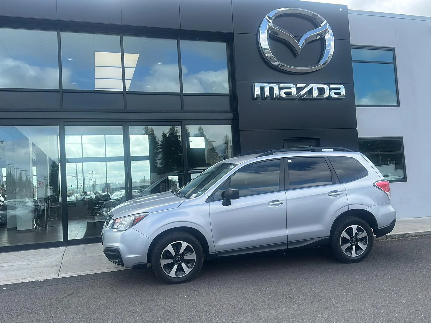 2017 Subaru Forester 2.5i CVT's photo
