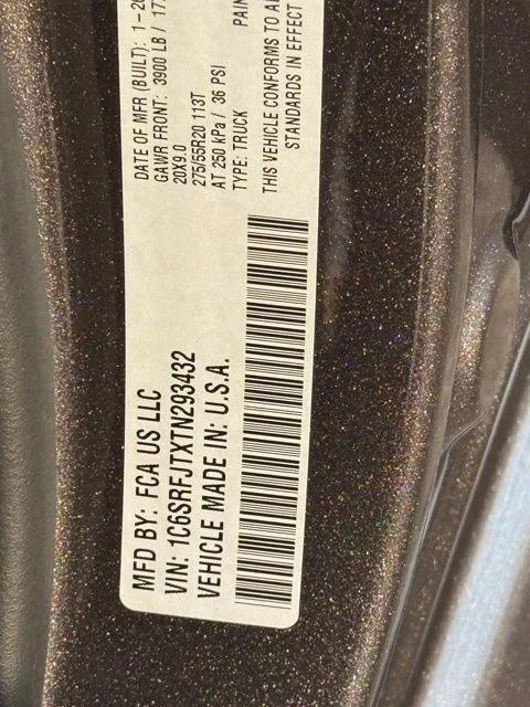 New 2026 Granite Crystal Metallic Clear-Coat Exterior Paint RAM Laramie image 32