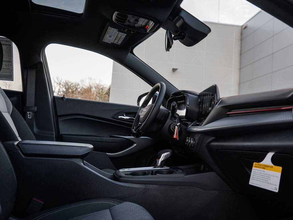 2026 Chevrolet Trax RS - Photo 9