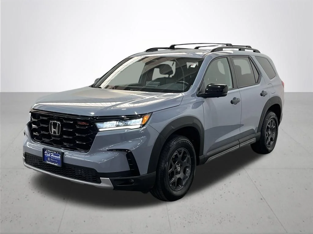 Used 2023 Blue Honda TrailSport image 2