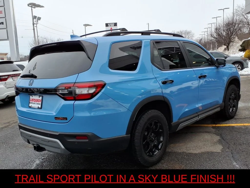 Used 2024 Blue Honda TrailSport image 6