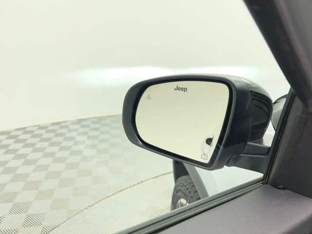 Used 2025 Silver Jeep Trailhawk image 45