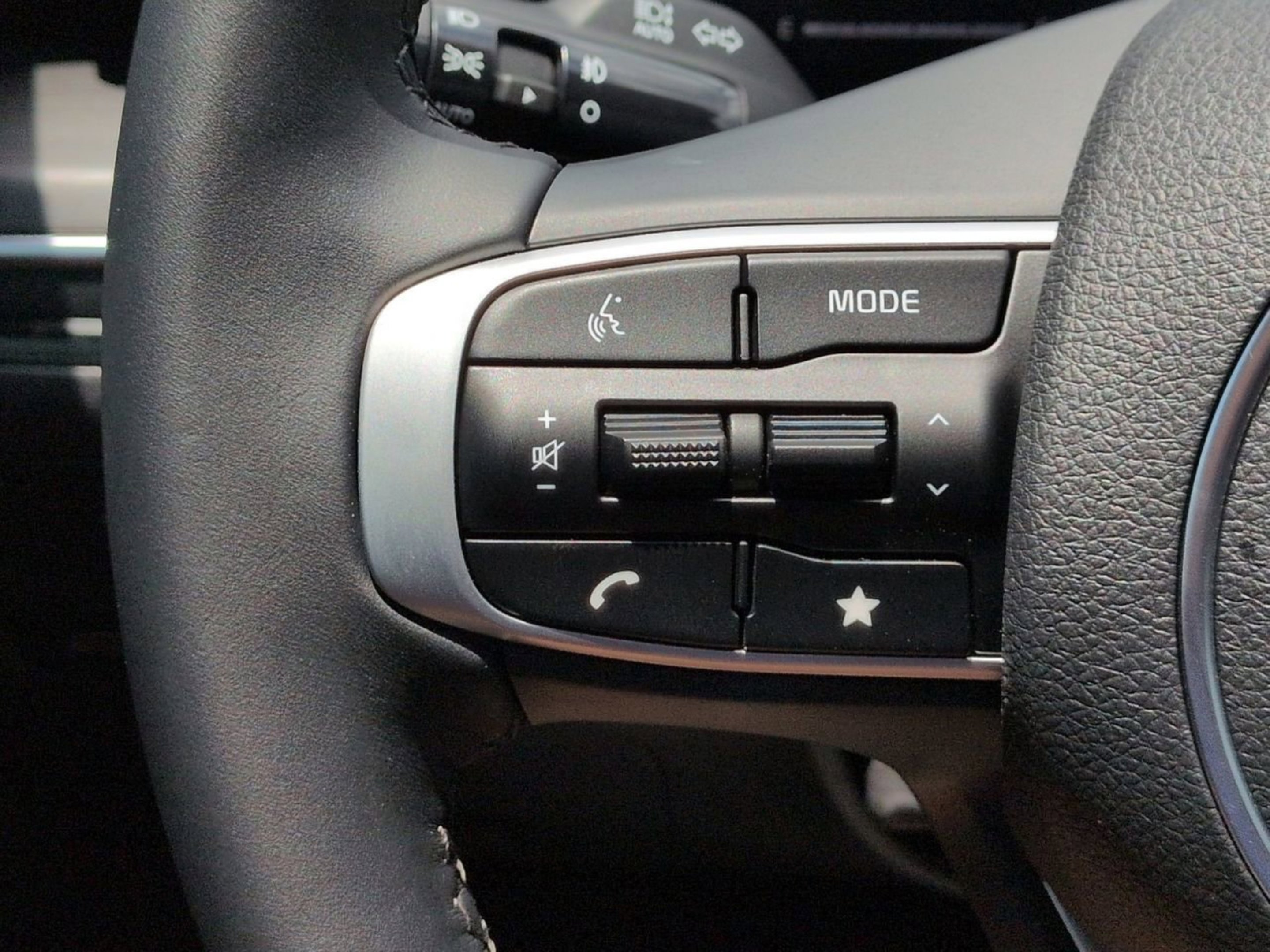 New 2026 Wolf Gray Kia GT-Line image 44