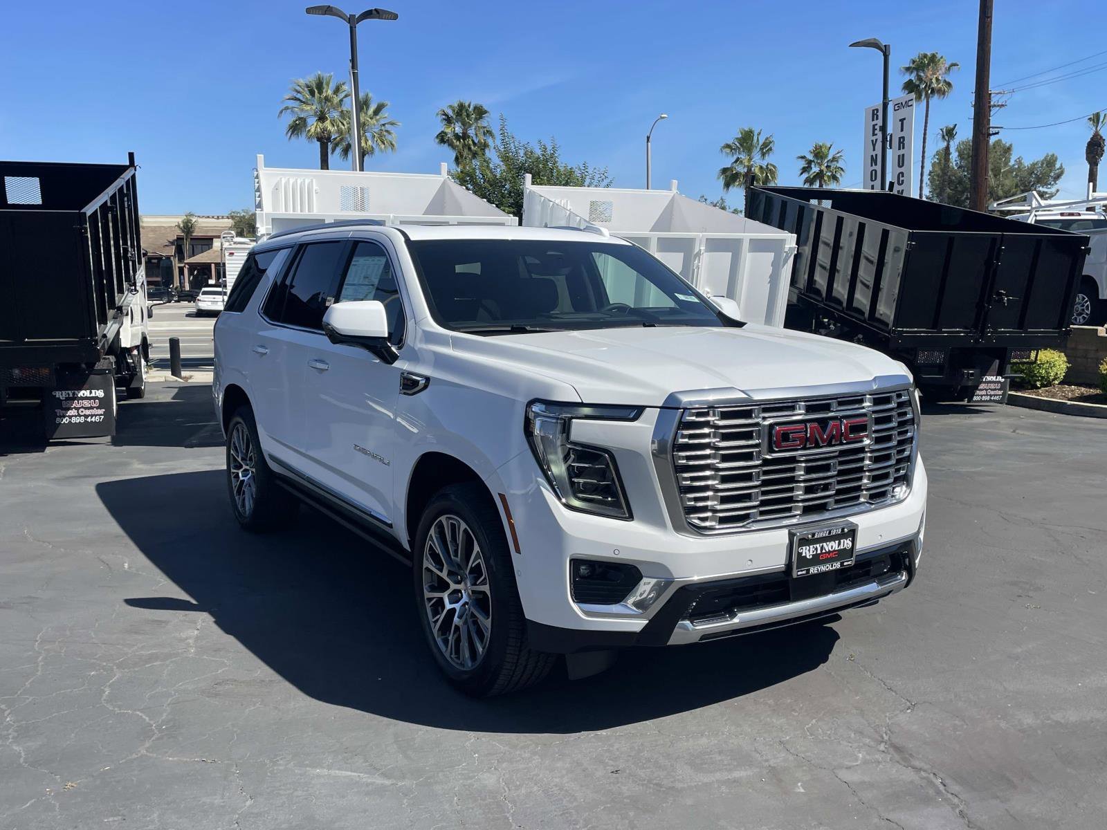 2026 GMC Yukon Denali - Photo 3