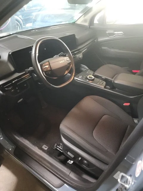 Used 2026  Kia S image 6